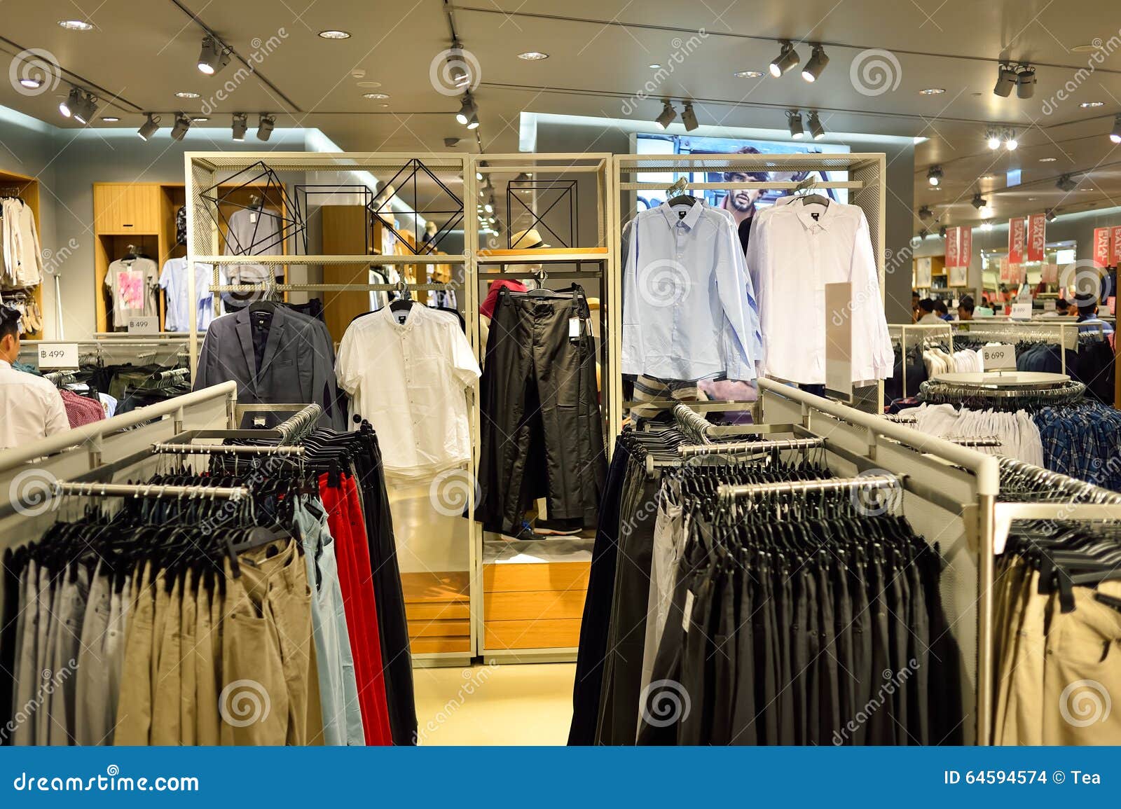 Shopping center interior editorial stock image. Image of asian - 64594574