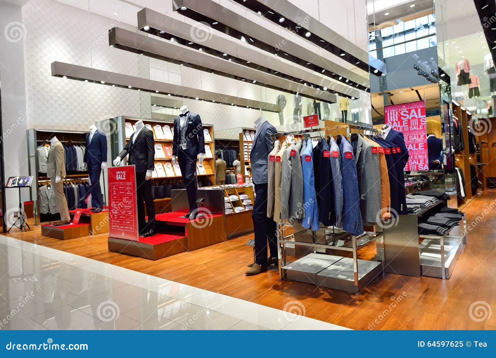 Shopping center interior editorial image. Image of asian - 64597625