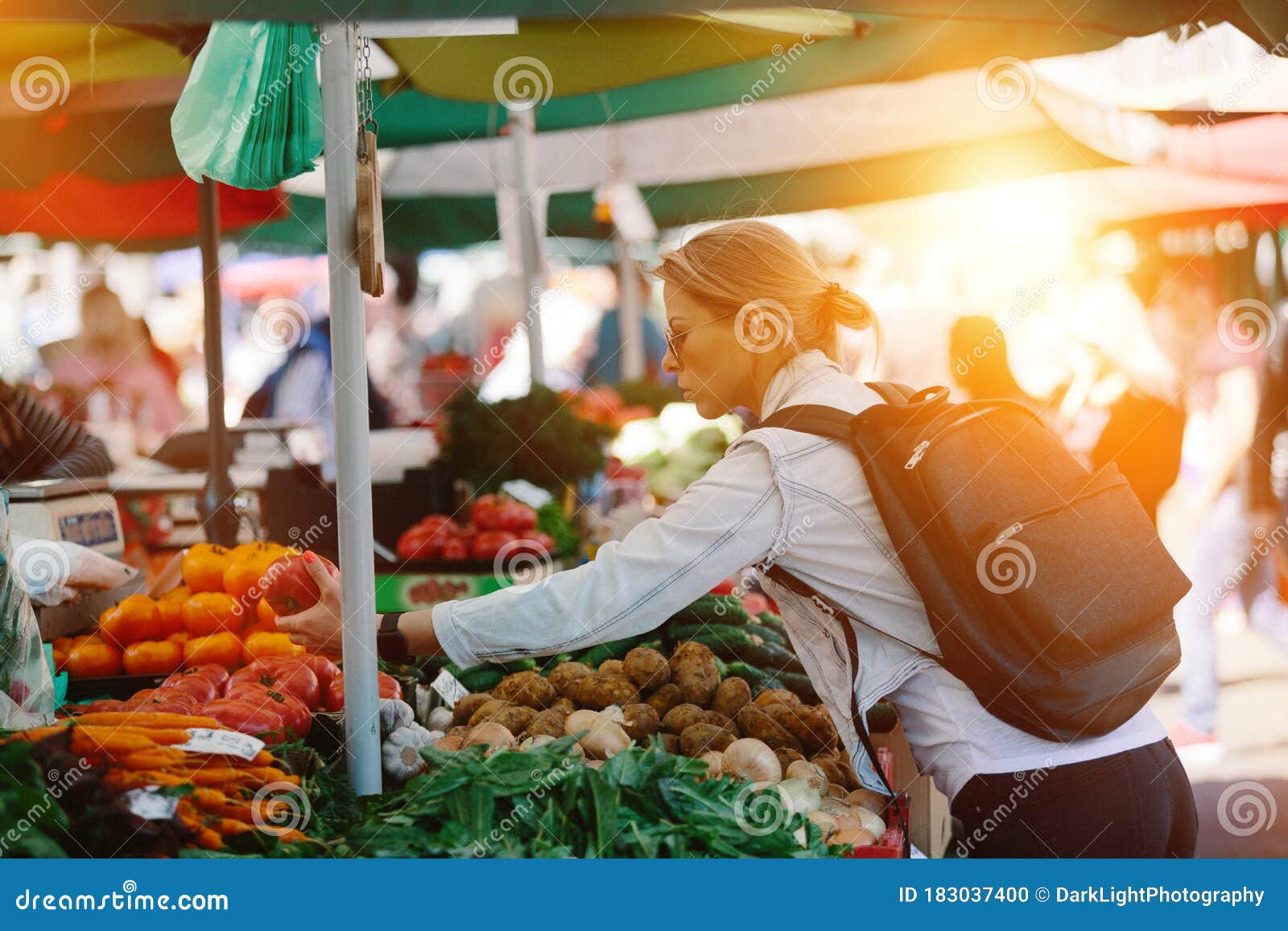 Shopping at Farmers market stock photo. Image of drink 183037400