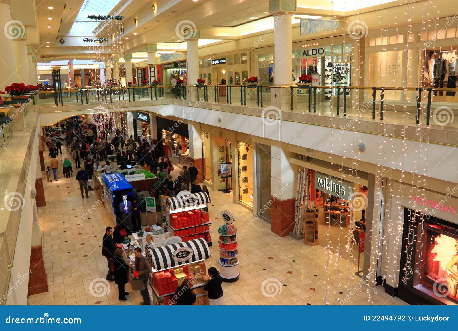 Shopping Mall editorial photography. Image of architecture - 36693297