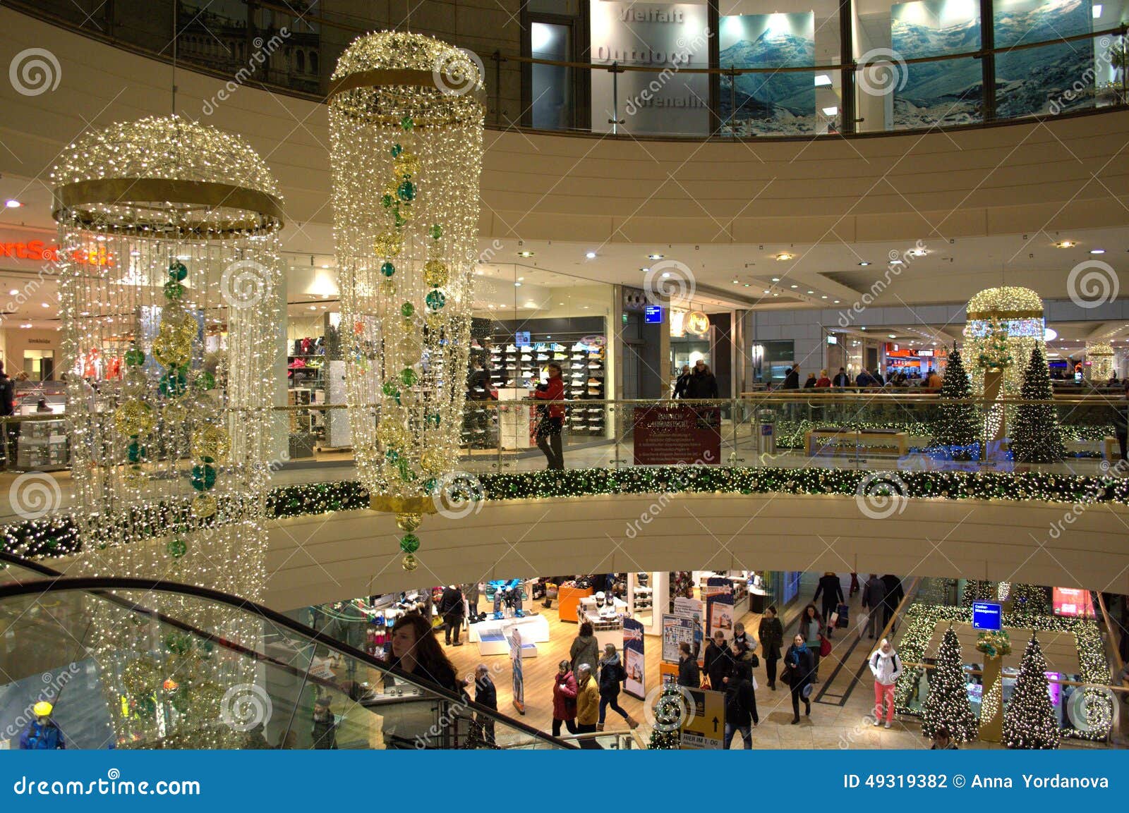 Shopping Mall Christmas Decoration Editorial Photography - Image ...