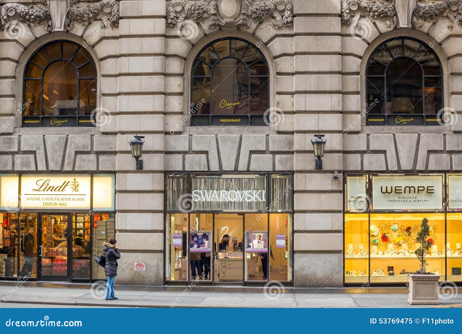 Shops on Fifth Avenue: NYC's Most Luxurious Retail Stores