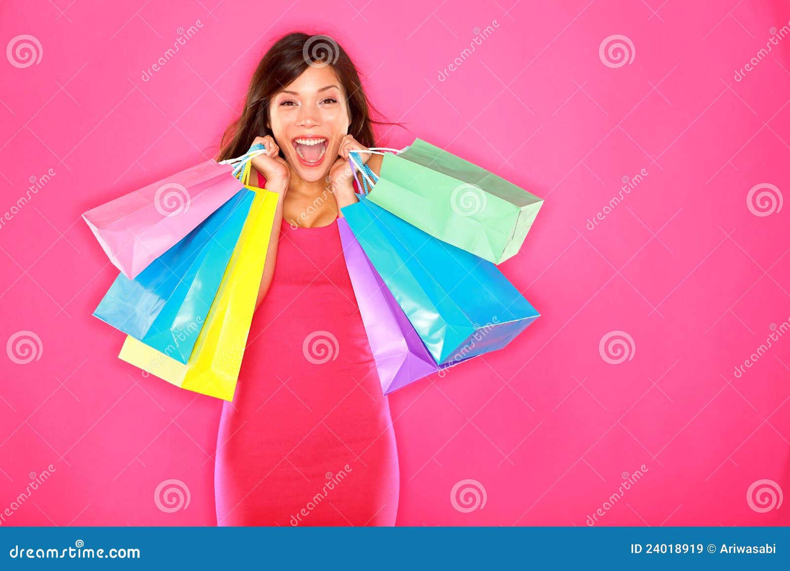 5,125 Fashion Model Shopping Bags Pink Stock Photos - Free & Royalty-Free  Stock Photos from Dreamstime