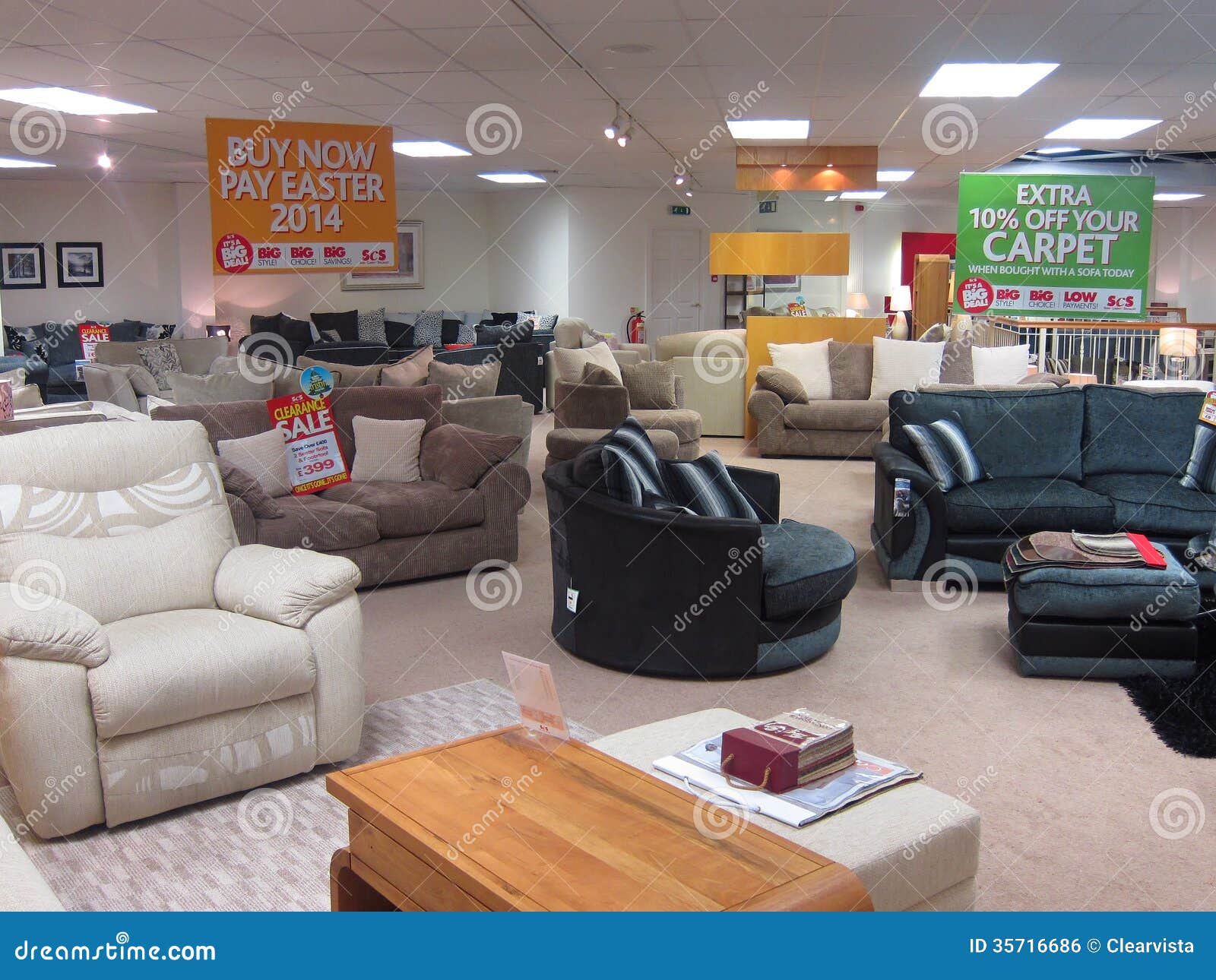 Showroom In A Furniture Store. Editorial Photo - Image of furniture, settees: 35716686