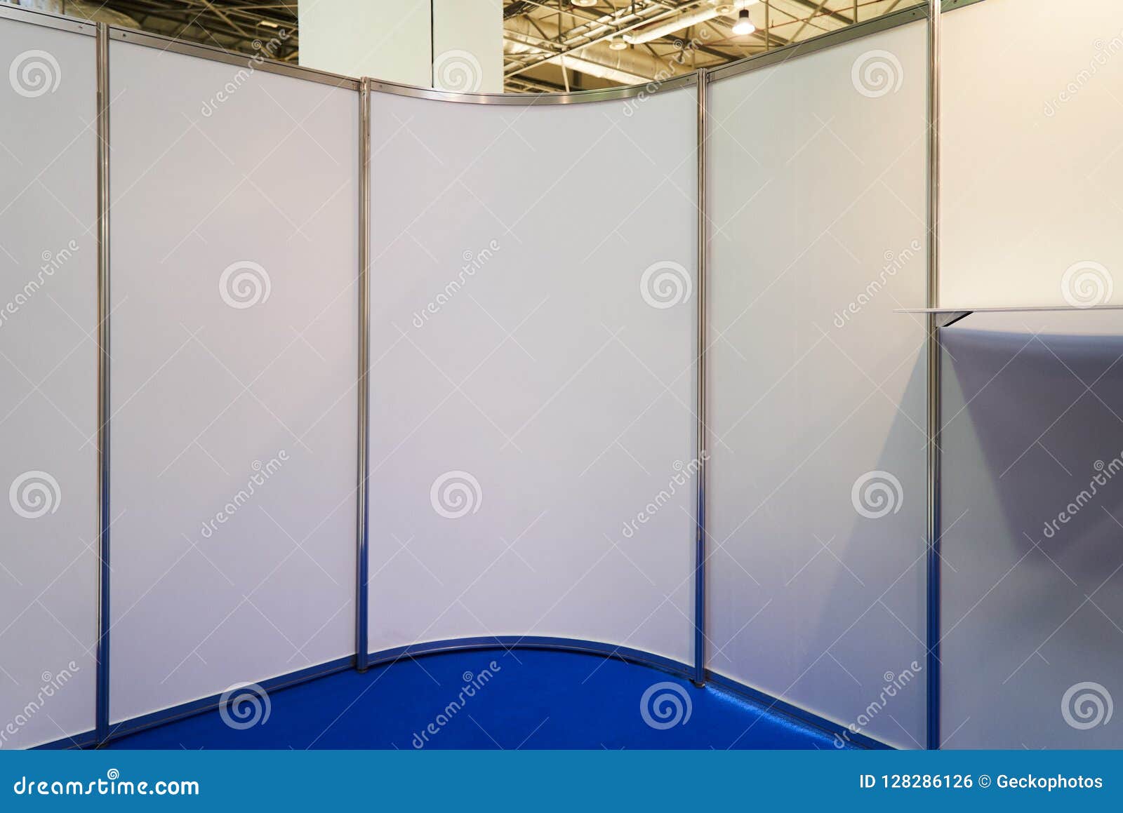 showroom plastic partitions and equipment, indoor. expo