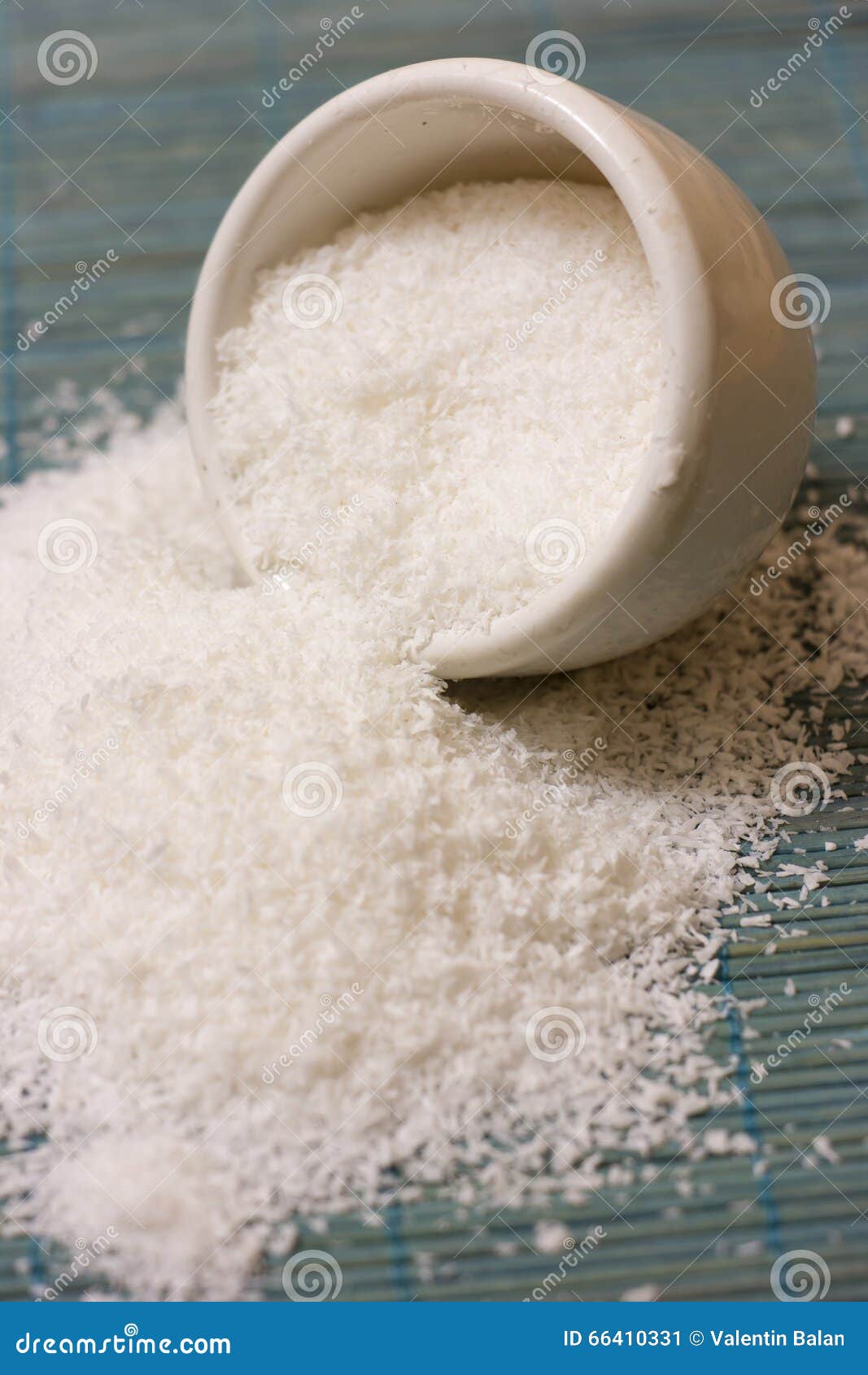Shredded coconut flakes. stock image. Image of cocos 66410331