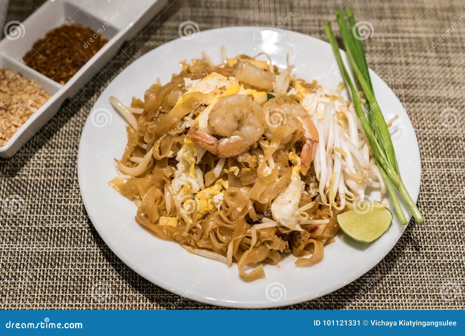 Shrimp Pad thai stock image. Image of noodles, rice - 101121331