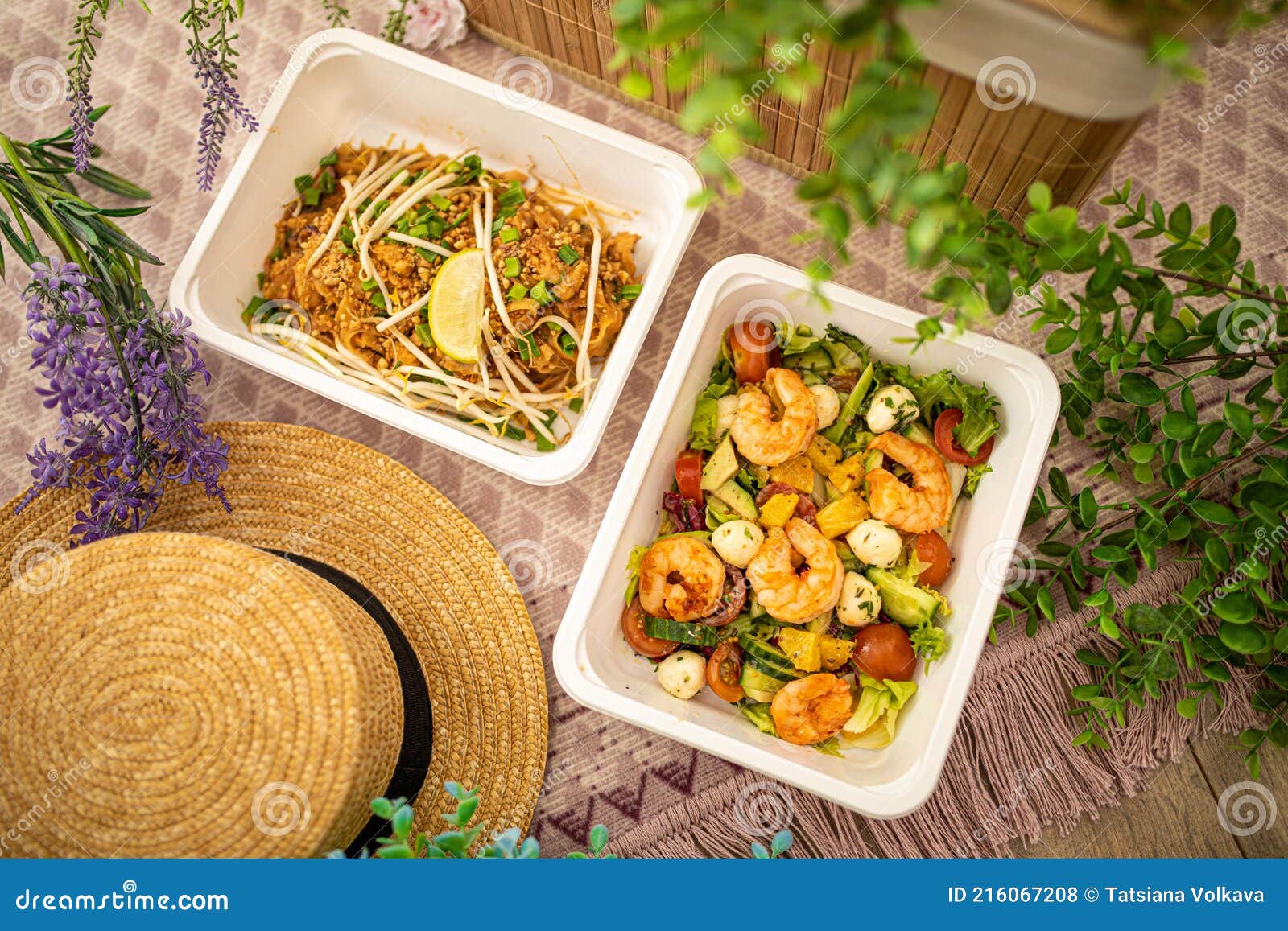 Shrimp Salad and Asian Pad Thai position with Natural Decor