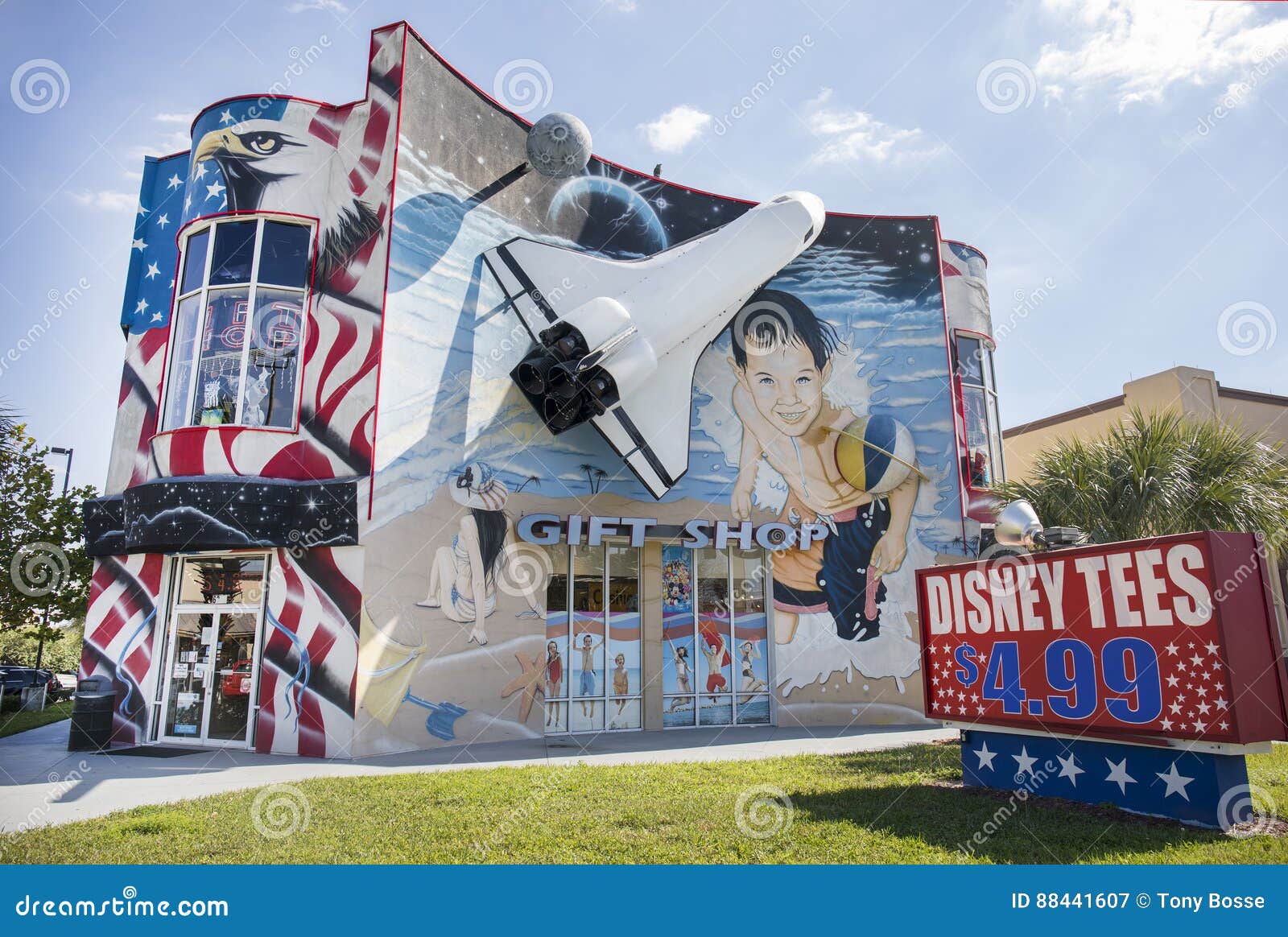 Shuttle Gift Shop editorial photography. Image of replica