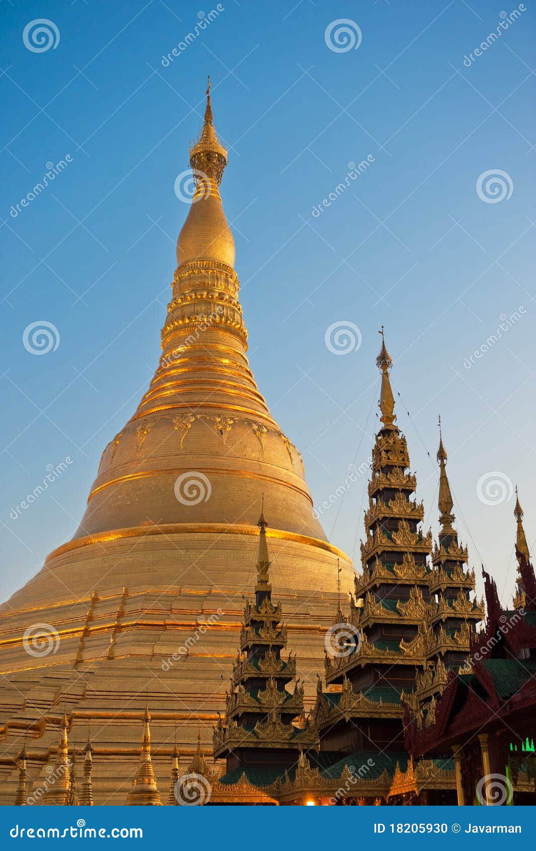 shwedagon pagoda, yangon, myanmar