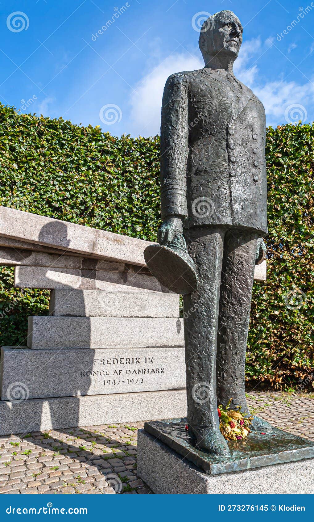 Side Closeup, King Frederik IX Statue in Langelinie Park, Copenhagen ...