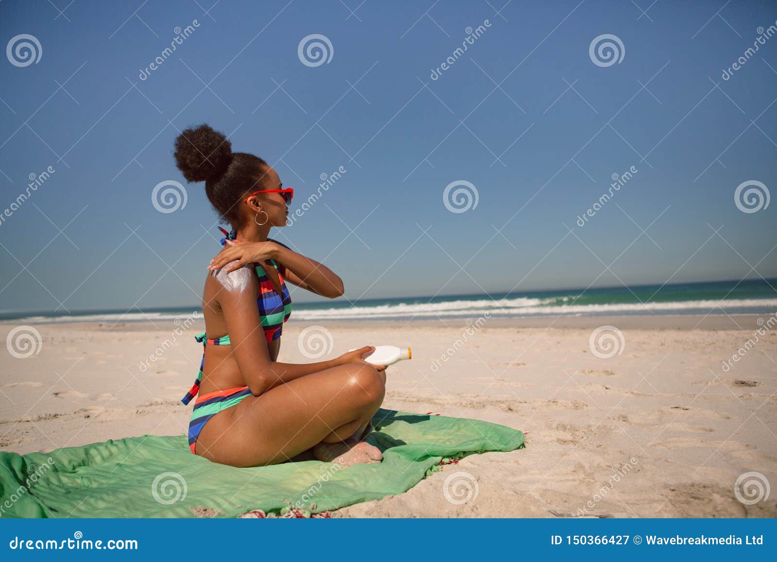 Young woman with bikini stock image. Image of shoulder - 1648069