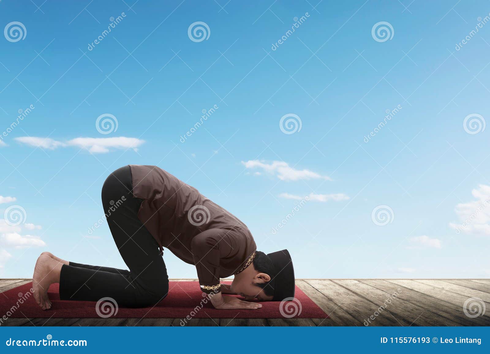 Side View of Asian Muslim Man Praying Stock Image - Image of muslim ...
