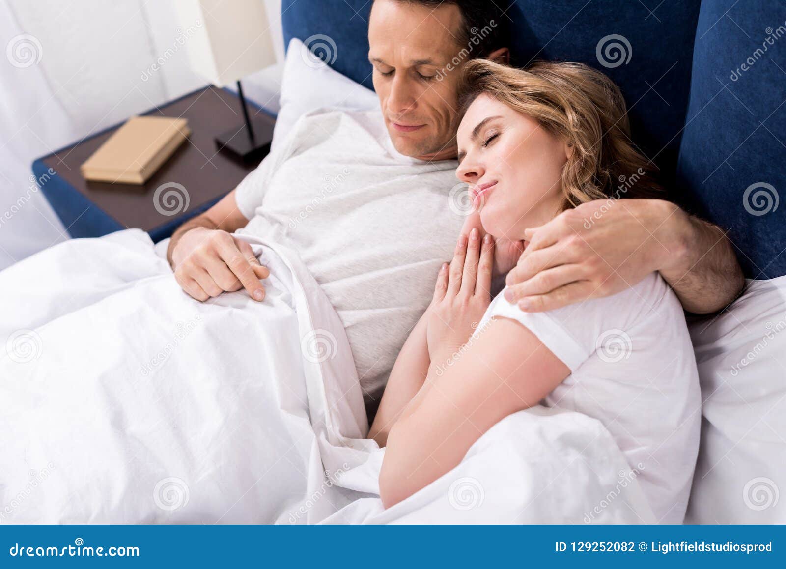 couples that dont sleep together couples that dont sleep together