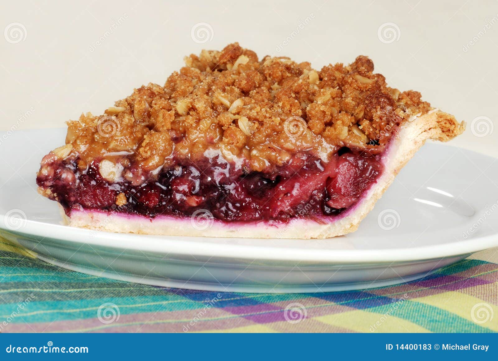 Side View Mixed Fruit Crumble Pie Stock Image Image of homemade