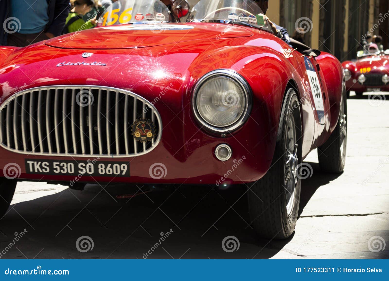 Siena Itália. 18 De Maio De 2018. Corrida De Carros Antigos Pelas Ruas Da  Cidade De Siena. Coleção De Automóveis Foto Editorial - Imagem de corpo,  museu: 177523311