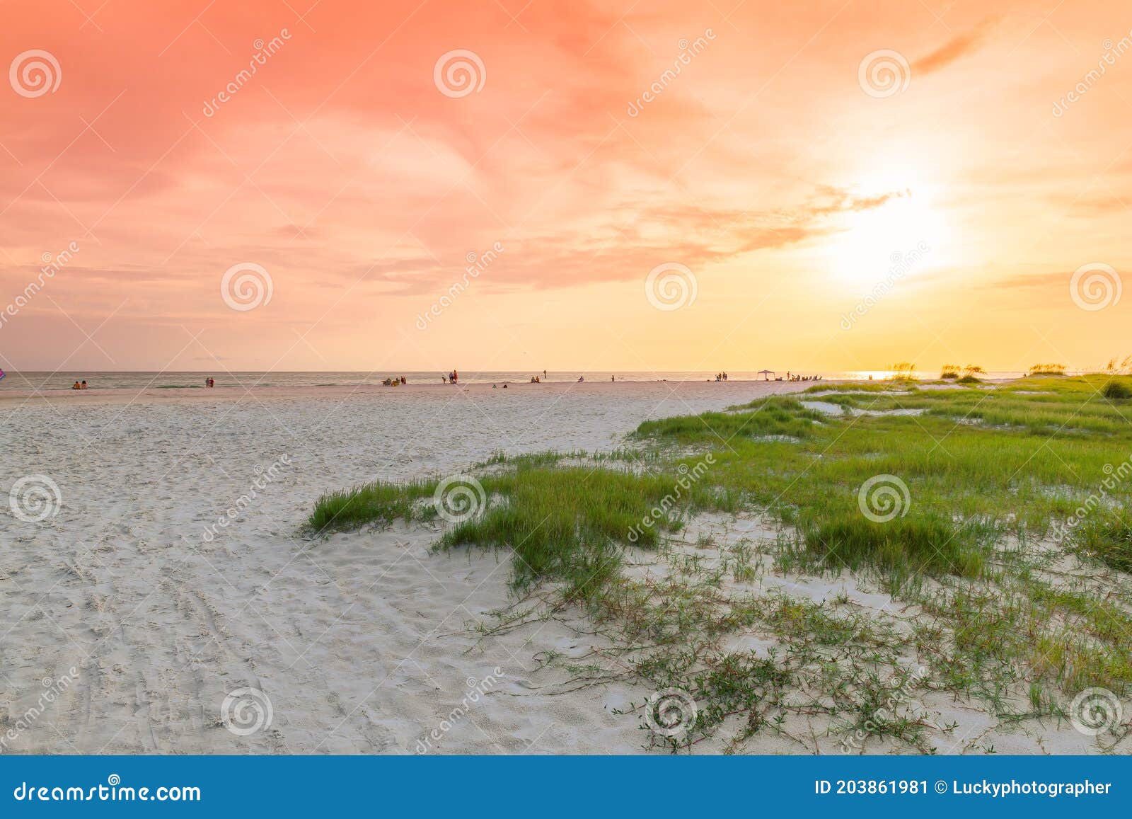 siesta key beach at sunset in florida