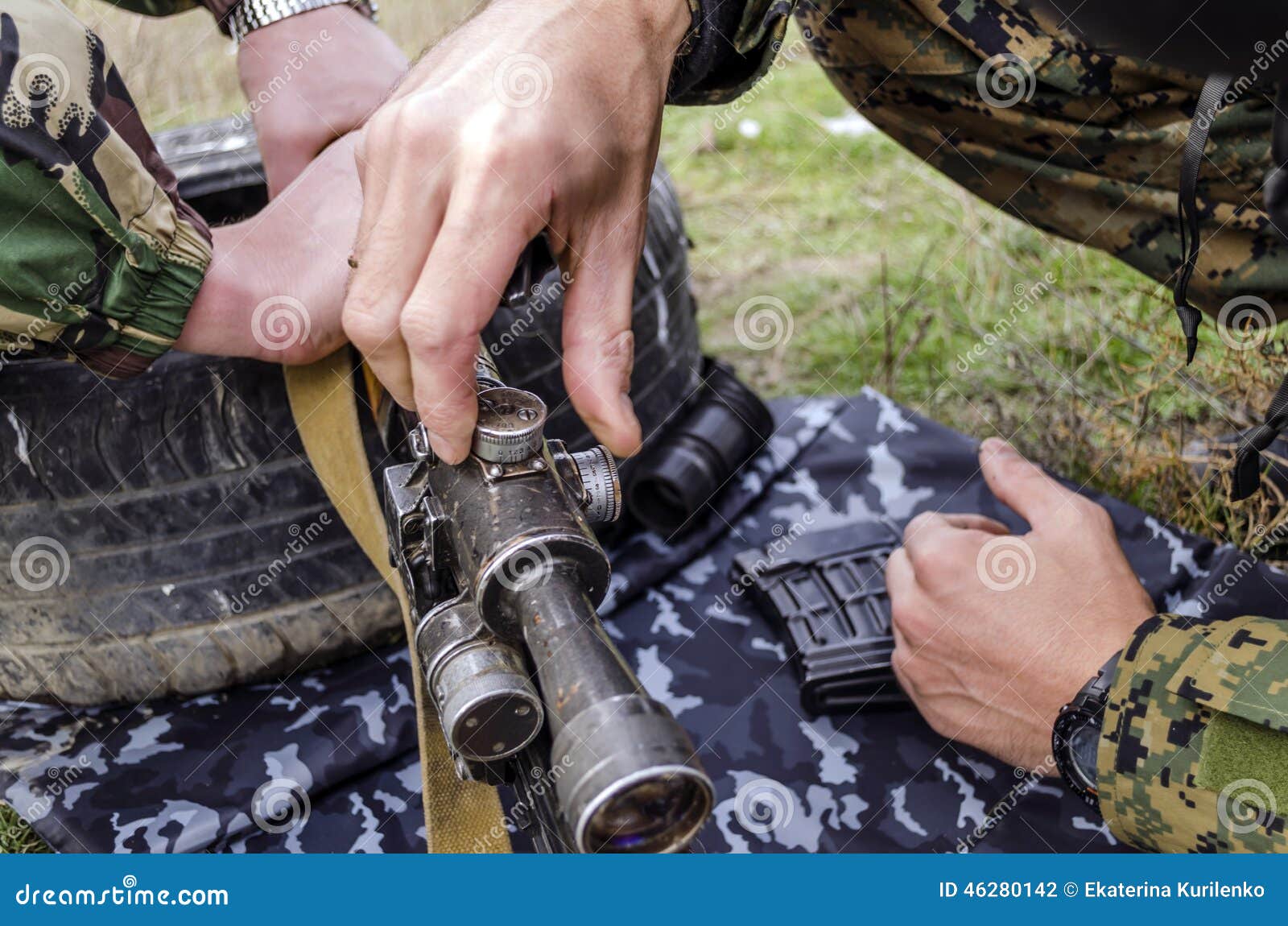 Sight for hunter stock photo. Image of action, accuracy 46280142