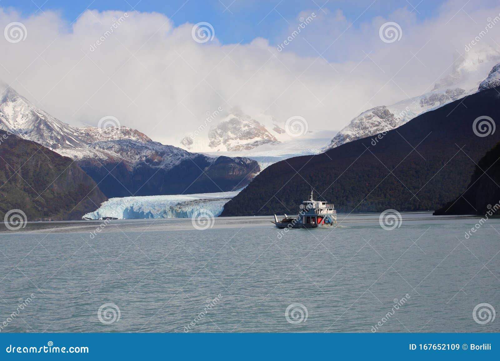 sightseeing rios de hielo cruise ship boat near glaciers upsala and spegazzini in patagonia, argentina