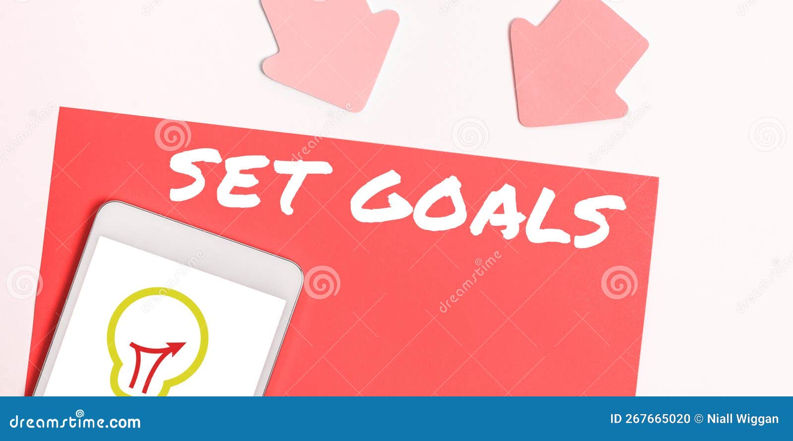 Sign Displaying Set Goals. Business Concept Defining or Achieving
