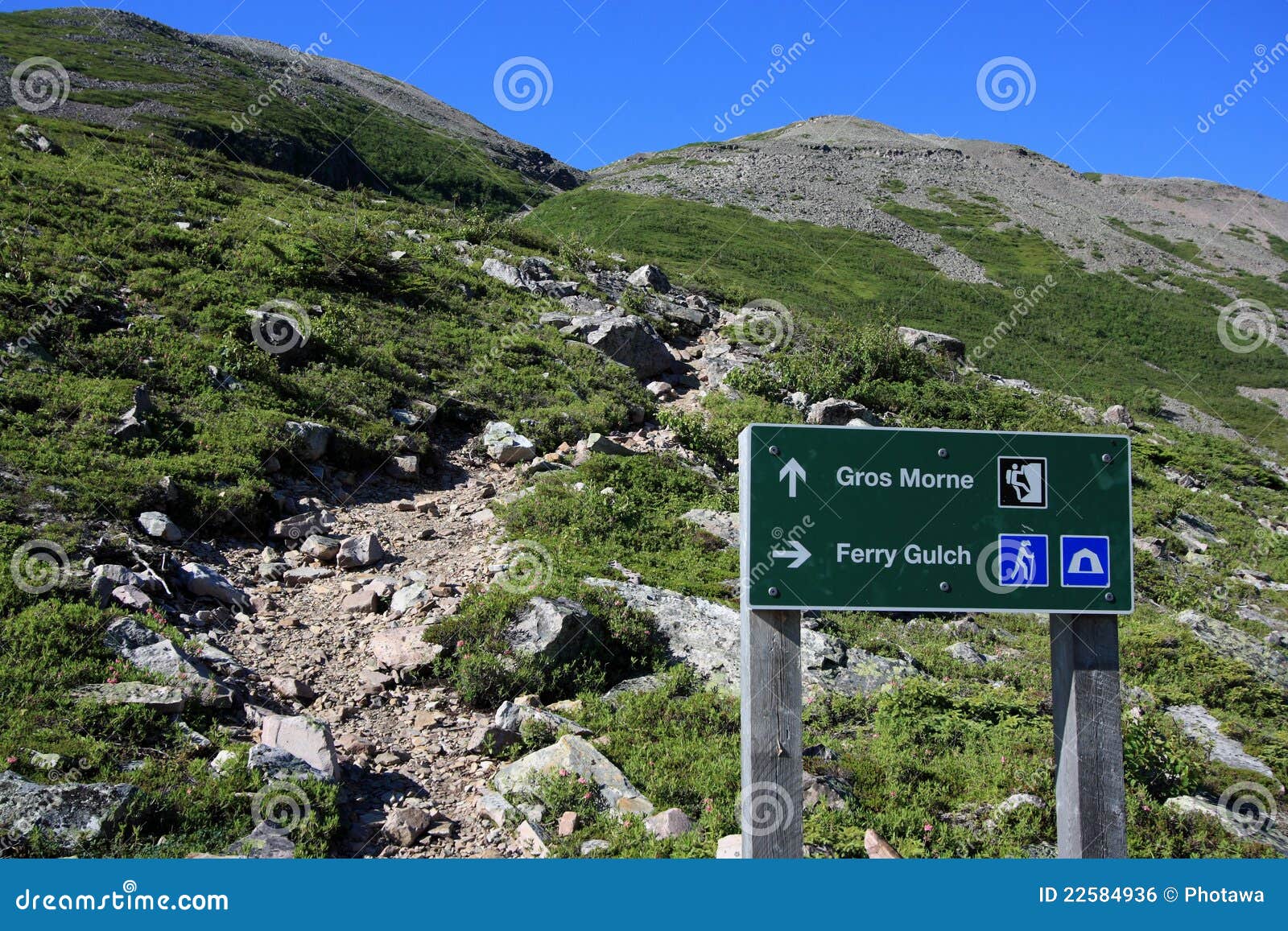 sign at gros morne mountain