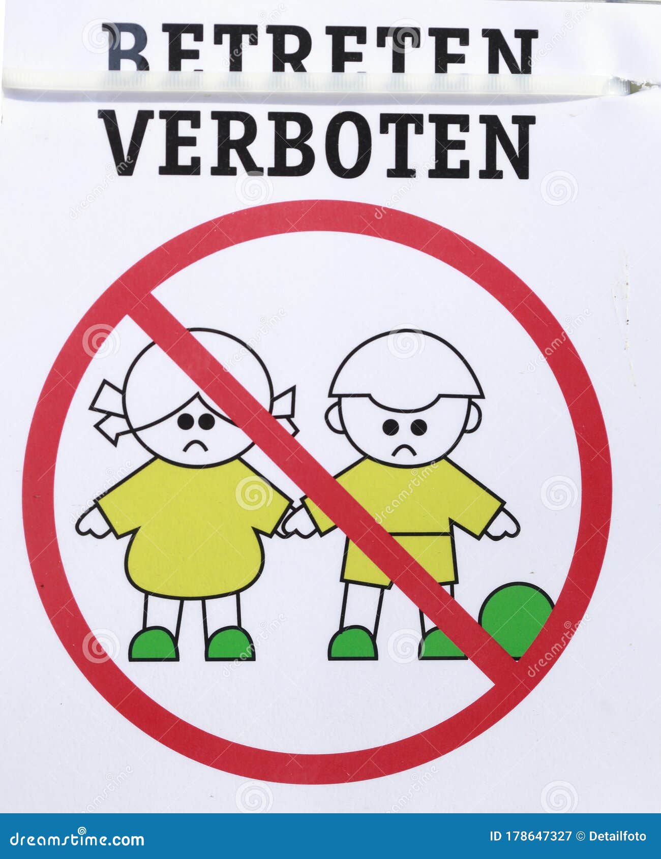 Sign of Playground Closed Due To Corona Virus, Forbidden To Enter, Germany,  Europe Editorial Photography - Image of play, pandemic: 178647327