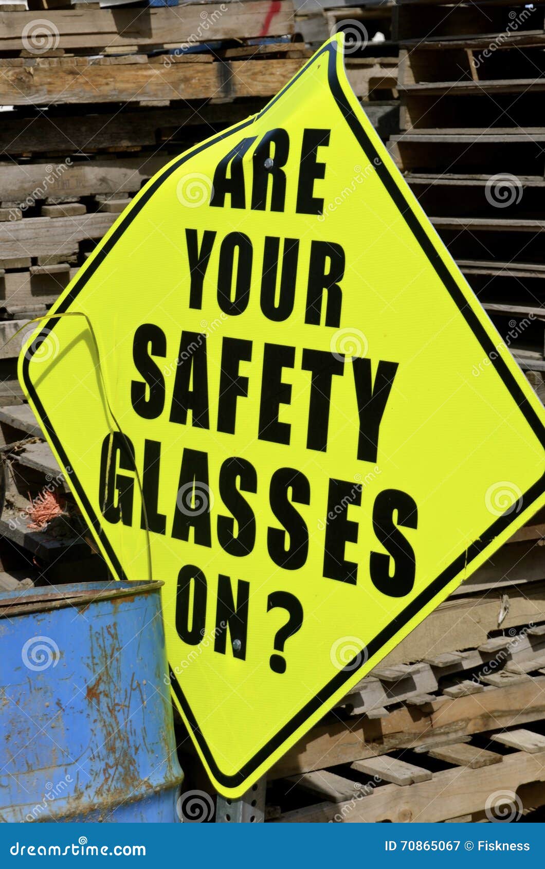 Sign for safety glasses stock image. Image of warehouse 70865067