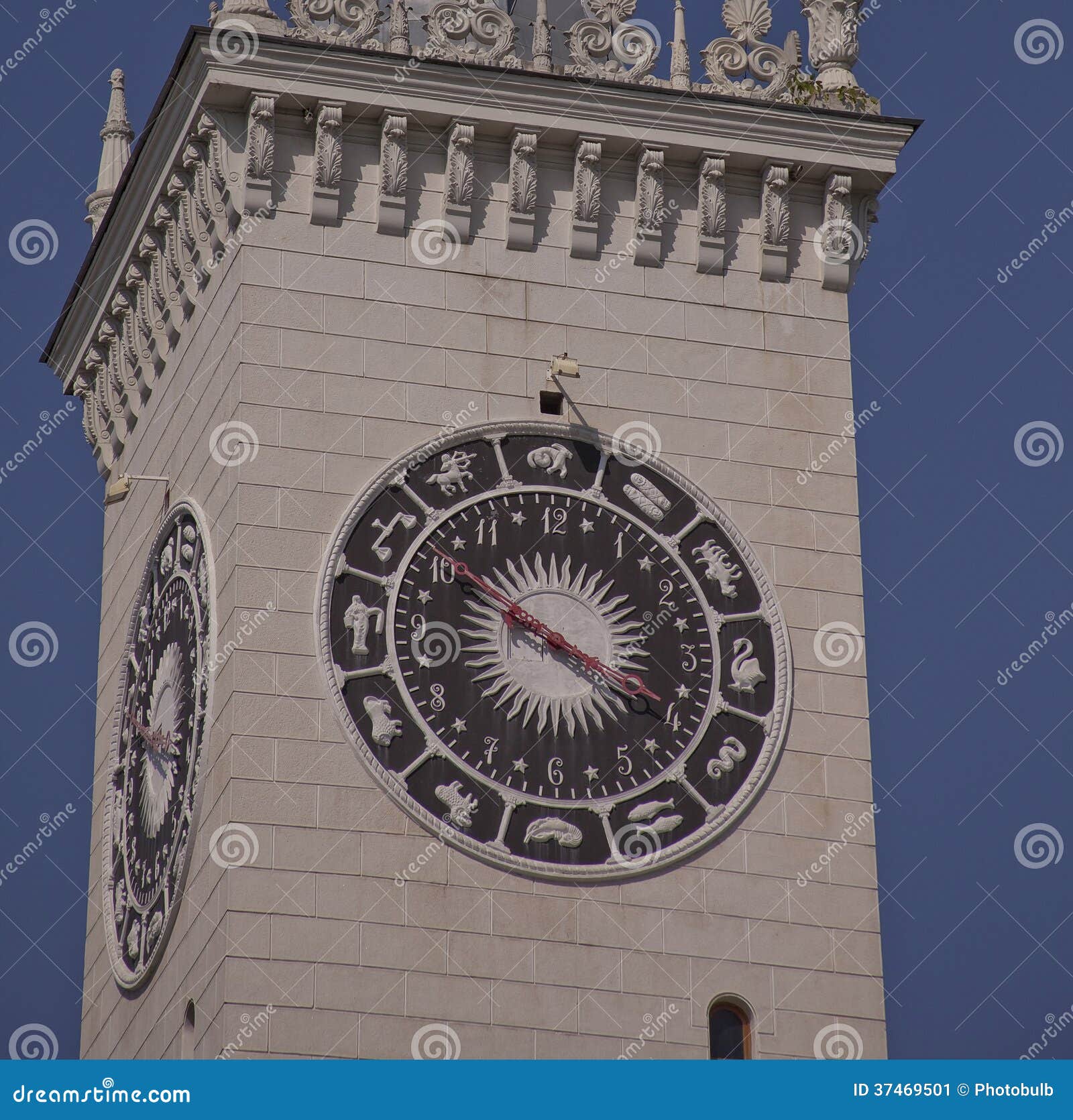 planete i ostala nebeska tijela - kretanje, utjecaj na život etc. - Page 10 Signs-zodiac-sochi-russia-stunning-clock-tower-atop-railway-station-site-winter-olympic-games-37469501