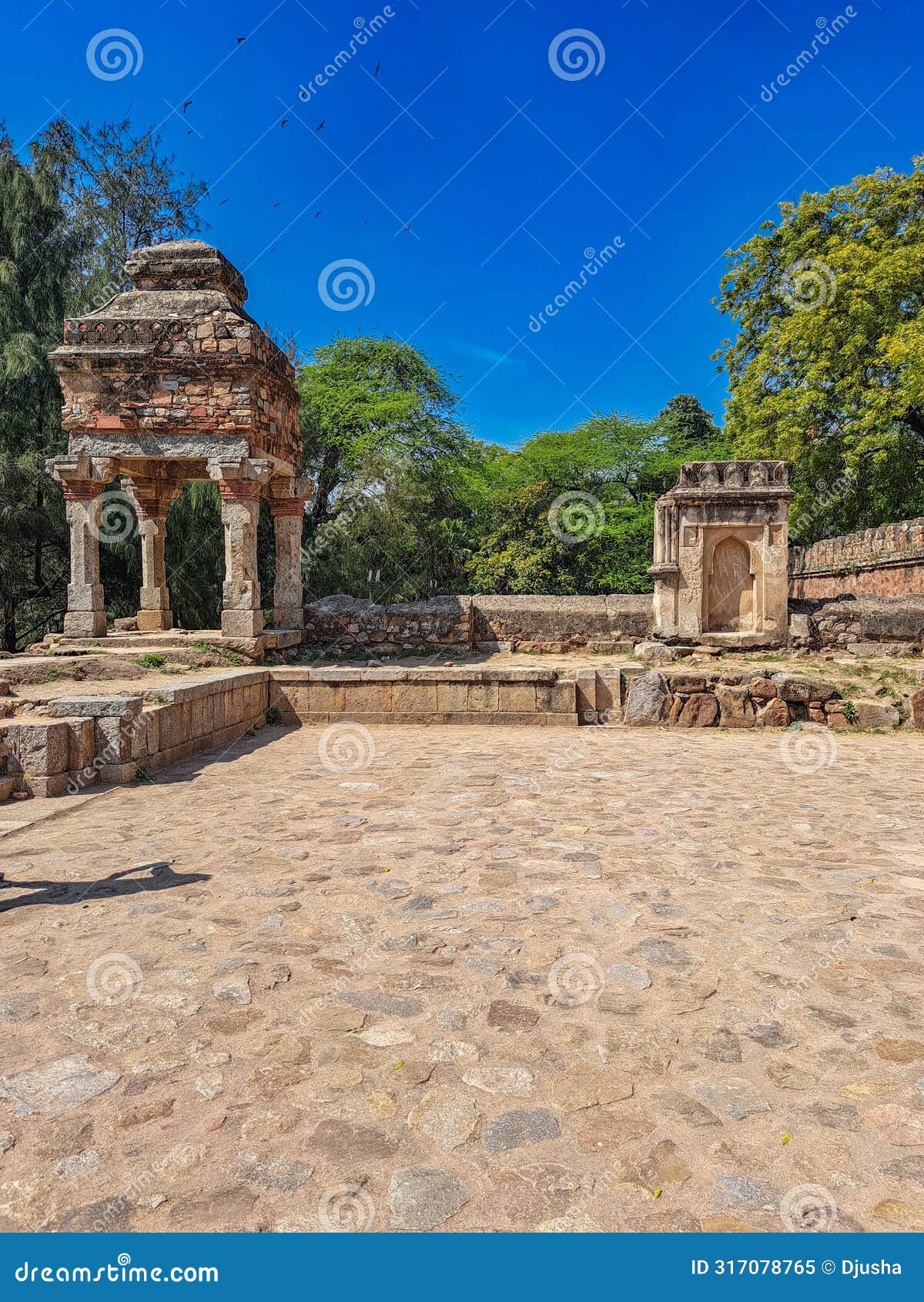 sikandar lodi tomb, ancient mausoleum, delhi. domed structures, arched, intricate carvings, indo-islamic architecture