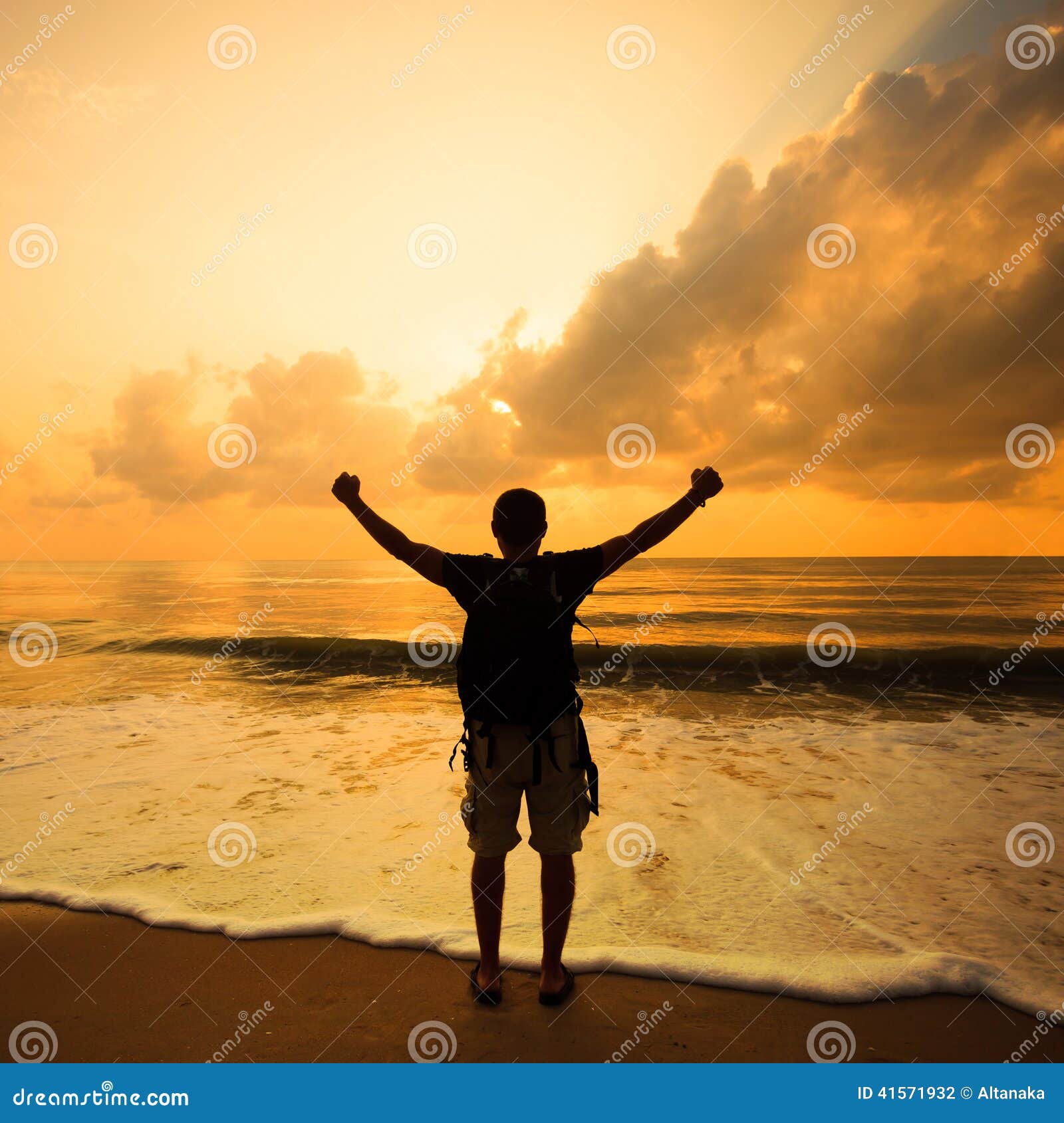 5 993 Backpack Man Silhouette Photos Free Royalty Free Stock Photos From Dreamstime