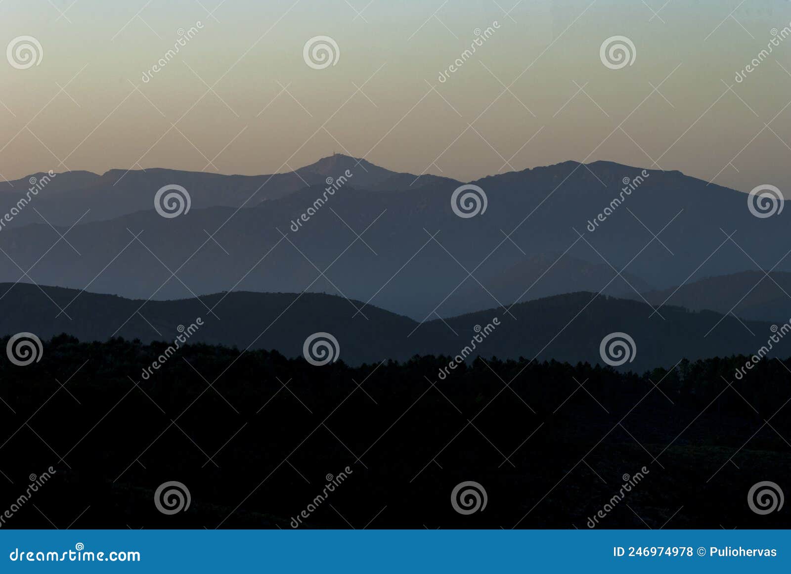 silhouette of mountains of the peÃÂ±a de francia, sierra de las batuecas, salamanca