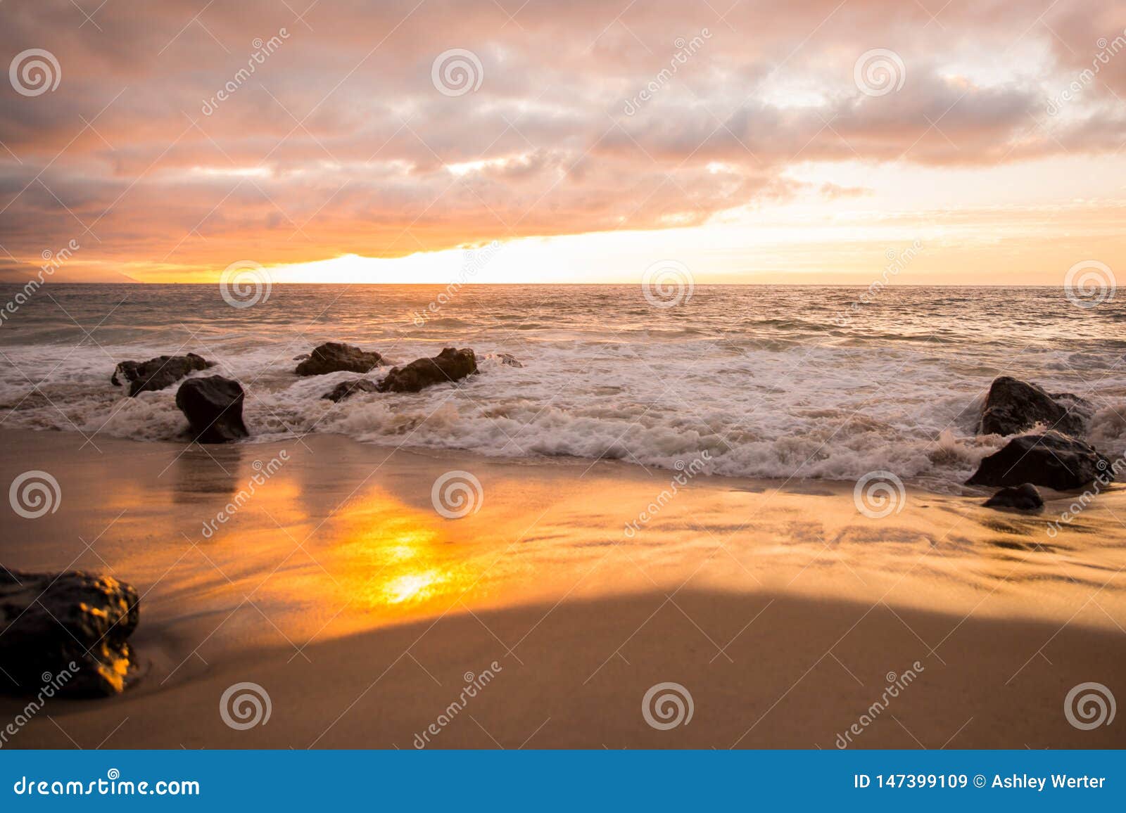 playa punta negra sunset over the pacific