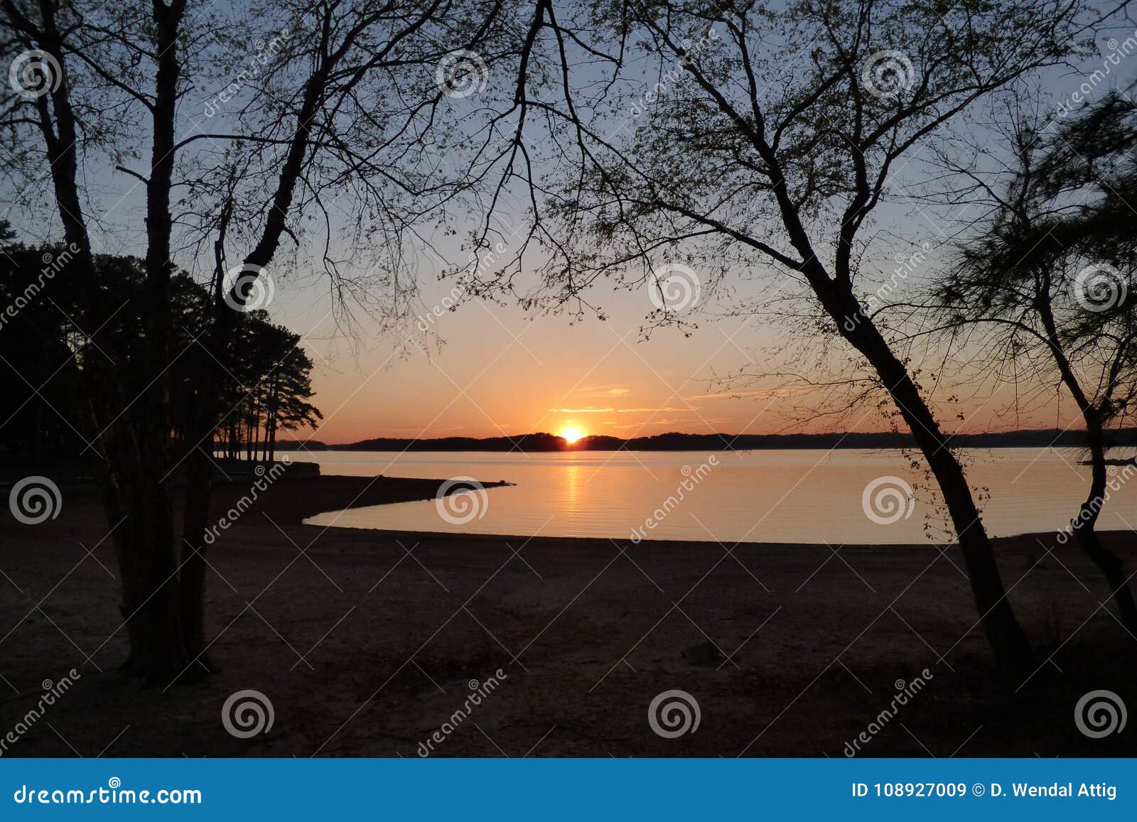 sunset beyond lake lanier georgia