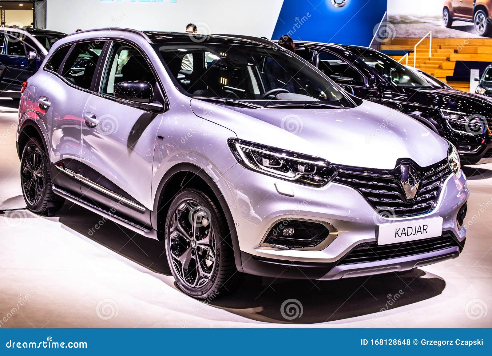 Silver Renault Kadjar, Brussels Motor Show, CMF-CD Platform, Compact SUV  Produced by Renault Editorial Stock Photo - Image of french, future:  168128648