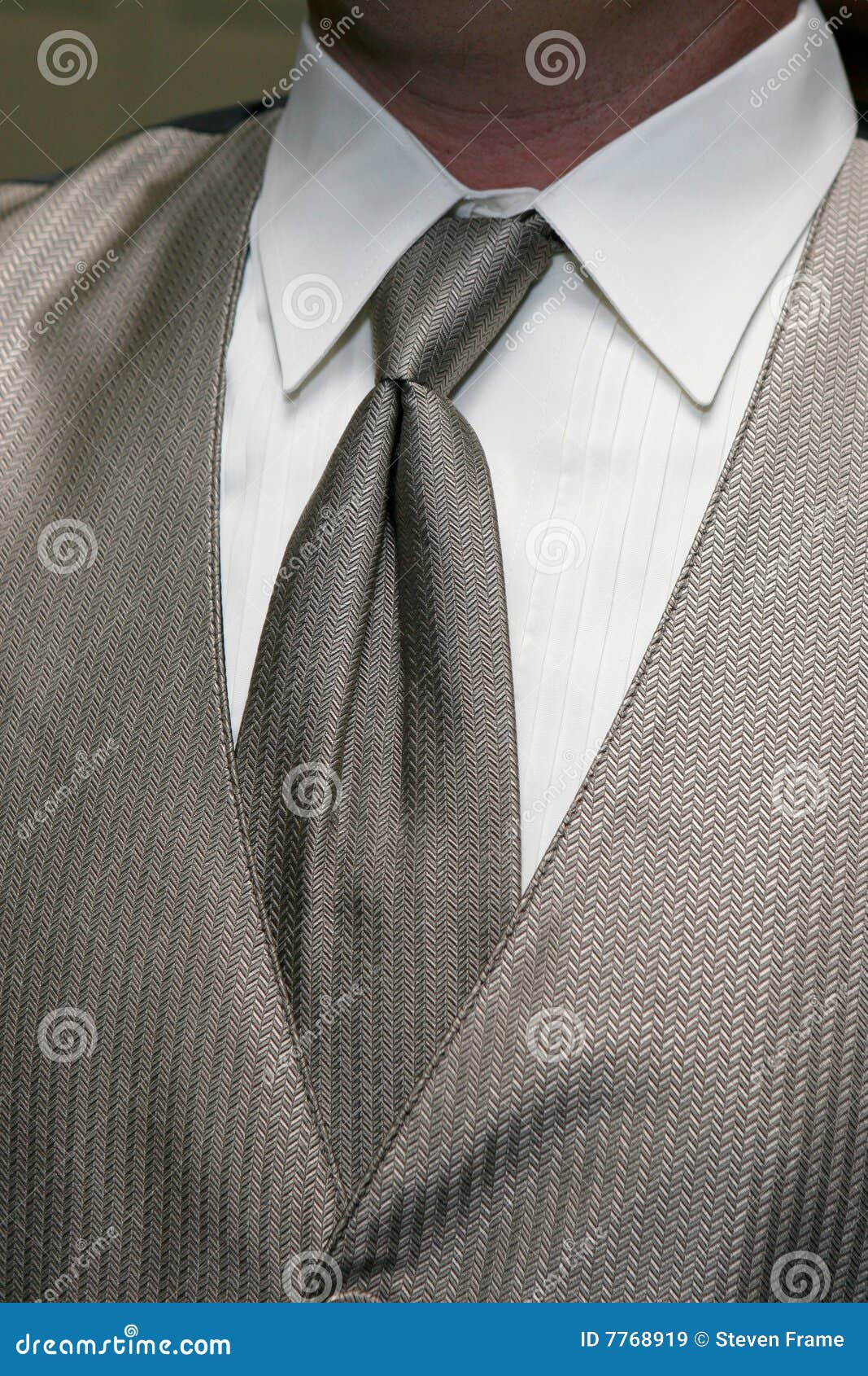 19,174 Silver Thread Stock Photos - Free & Royalty-Free Stock Photos from  Dreamstime
