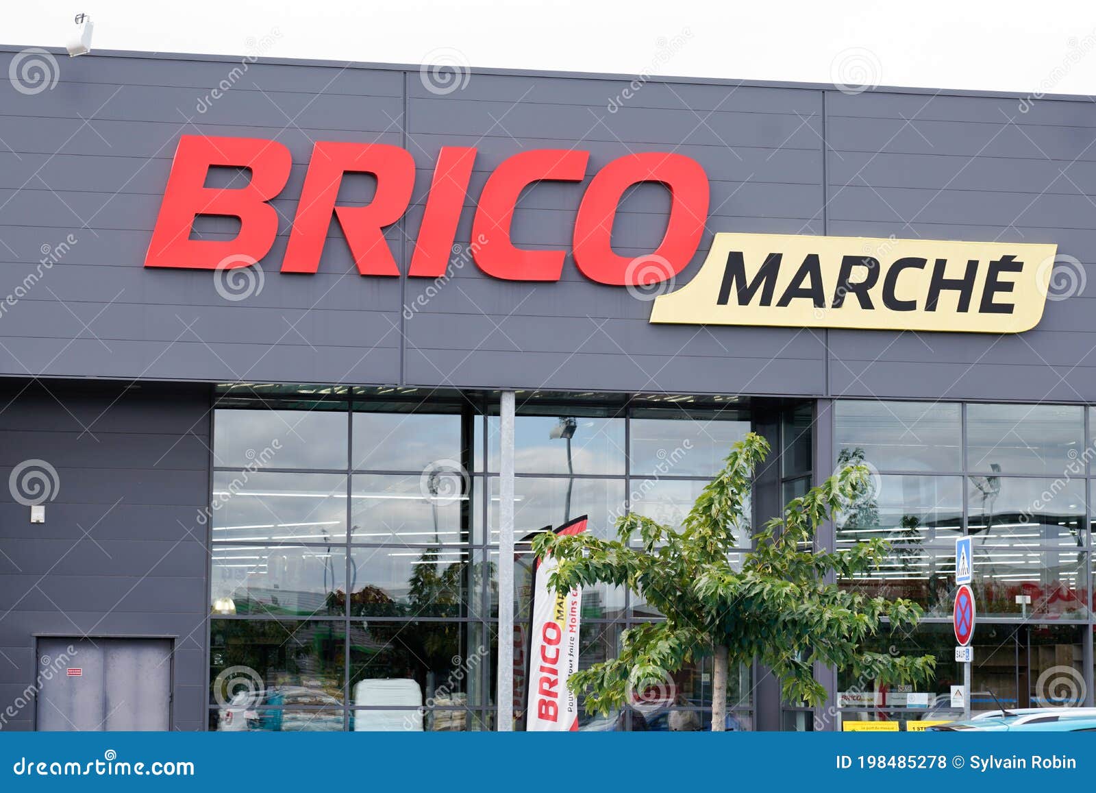 Logotipo Da Marca Bricomarche Super Store Intermarche Imagem de Stock  Editorial - Imagem de europeu, cartaz: 226232689