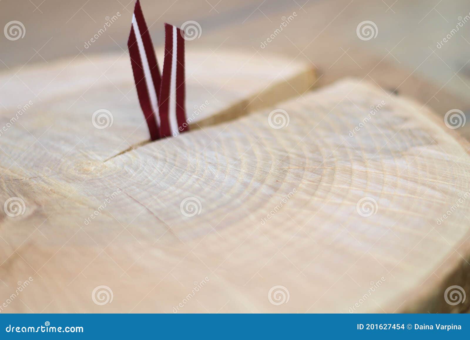 Tabuleiro De Xadrez. Sinalizador. Decoração. Branco E Vermelho. Letónia.  Cores Da Bandeira Imagem de Stock - Imagem de envelhecimento, vazio:  201756431