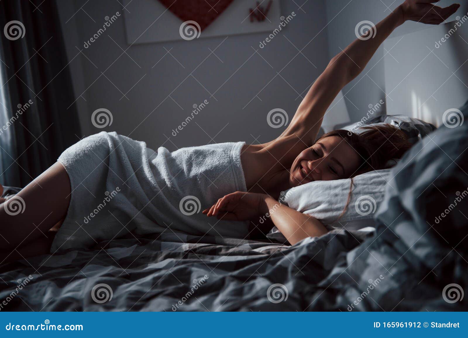 Sexy woman in bed Stock Photo by ©4pmphoto@gmail.com 180596044