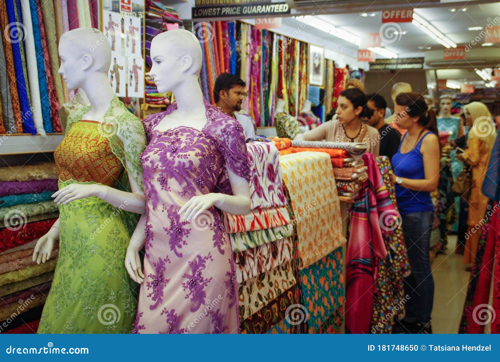 A Store with a Large Selection of Elegant and Festive Fabrics for Sewing  Clothes in Little India. Women Choose Fabric for Sewing Editorial Image -  Image of fabric, dress: 181748650