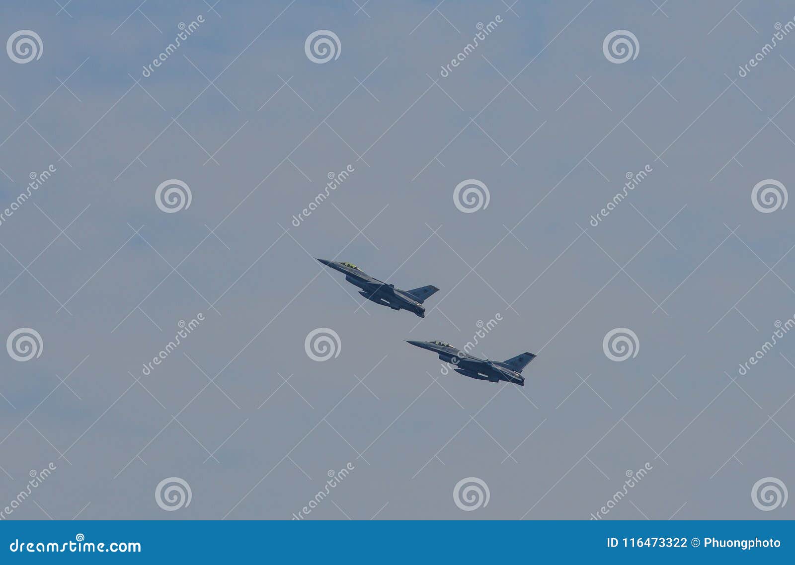 F-16 Fighter Jets on Display in Changi, Singapore Editorial Photography ...