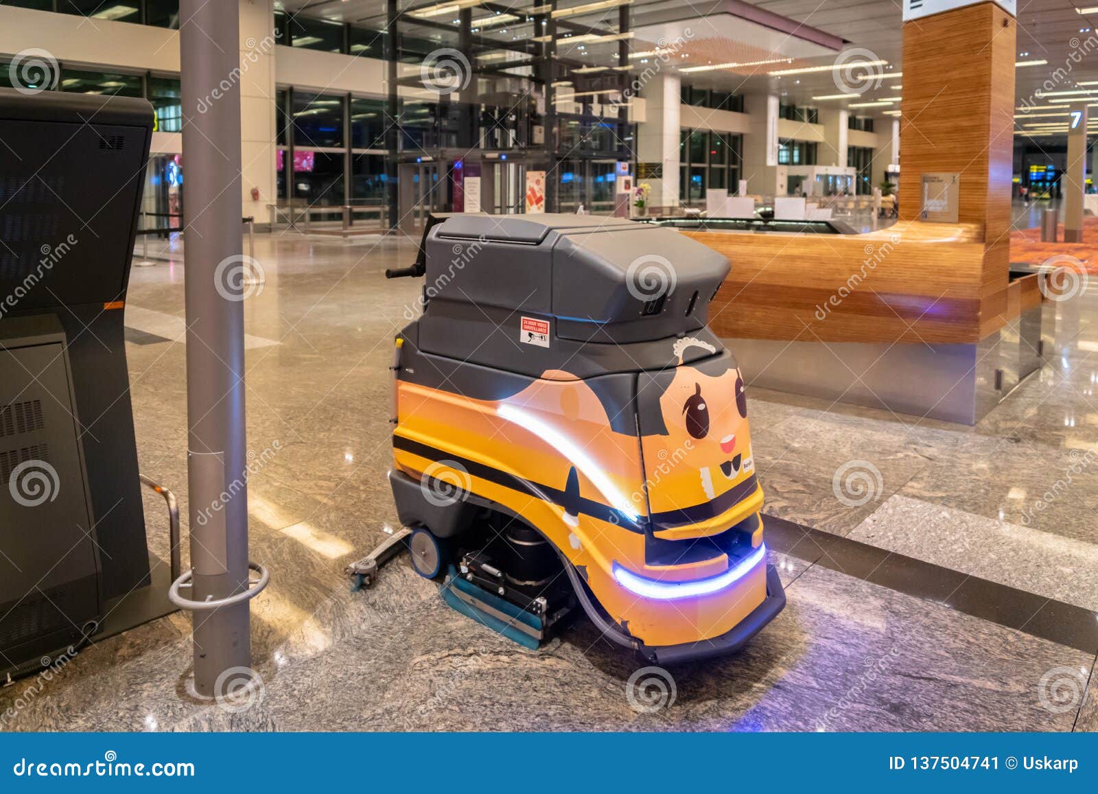 Singapore's Changi Airport Has Contactless Check-In Kiosks and Cleaning  Robots