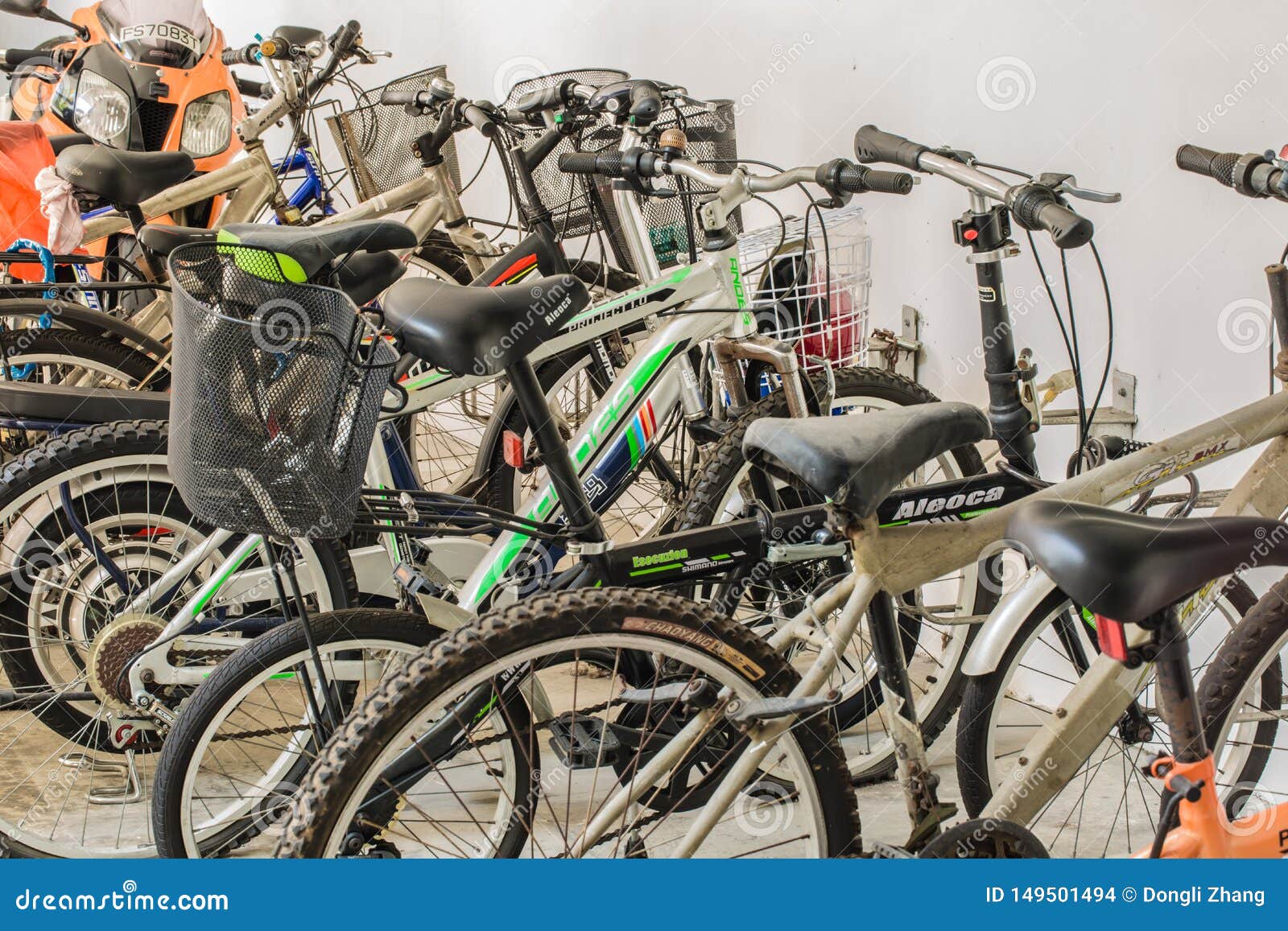 SINGAPOREJUN 17 2017bikes in Basement Car Park Area Editorial Stock