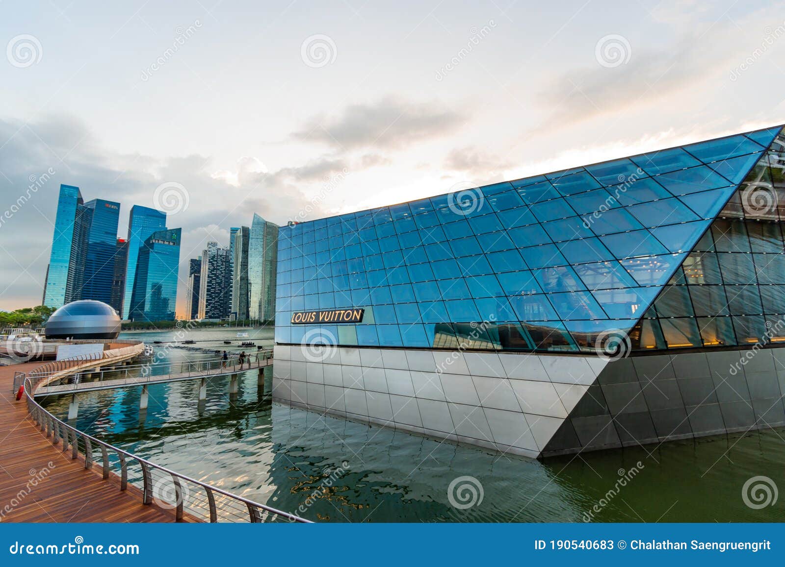 Singapore. January 2020. The View Of Louis Vuitton Store In Marina Bay  Promenade Stock Photo, Picture and Royalty Free Image. Image 139868753.