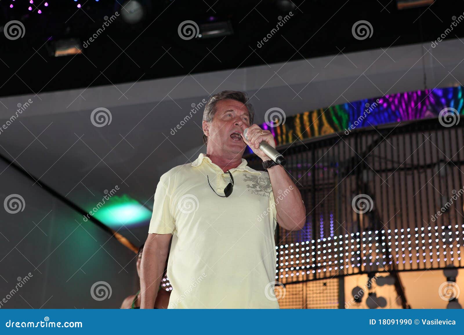 The singer Lev Leshchenko editorial image. Image of fame - 18091990 