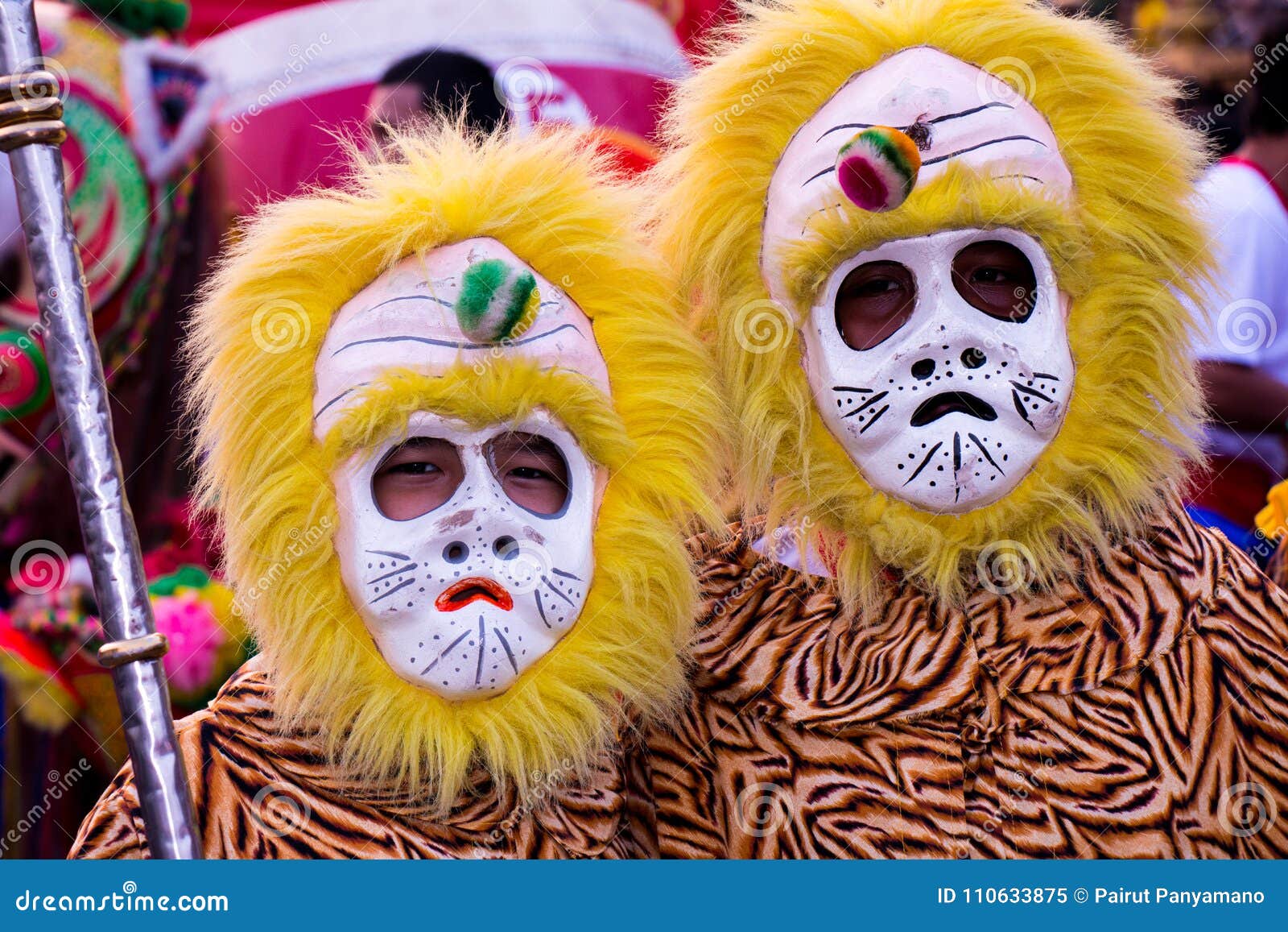 Singes chinois jumeaux. Un caractère de Hakka canival Lion Dance pendant la nouvelle année chinoise