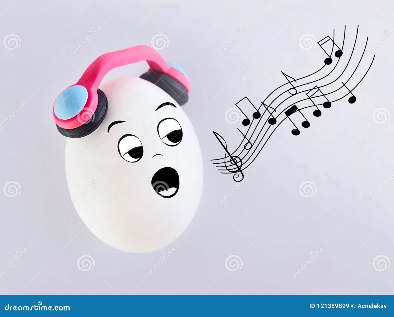 Singing Egg with Headphones on White Background Stock Image - Image of song,  positive: 121389899