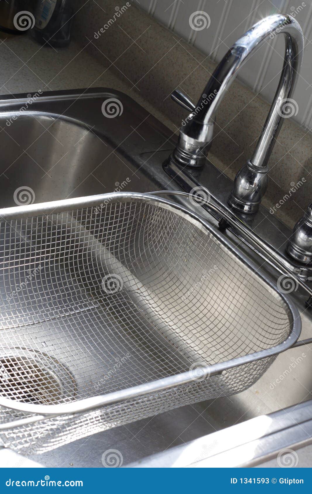 Sink And Strainer Picture. Image 1341593