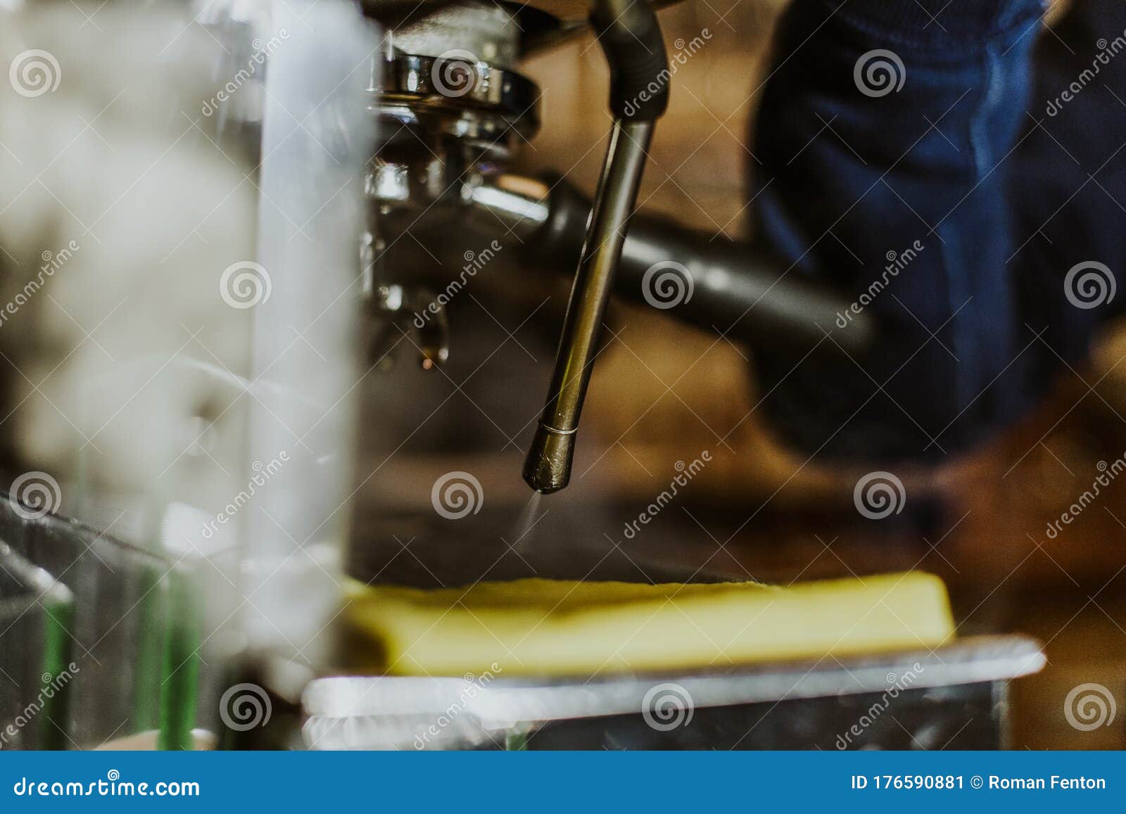 Siphon Coffee Brewing for Hot Coffee Stock Image Image of shop, flame