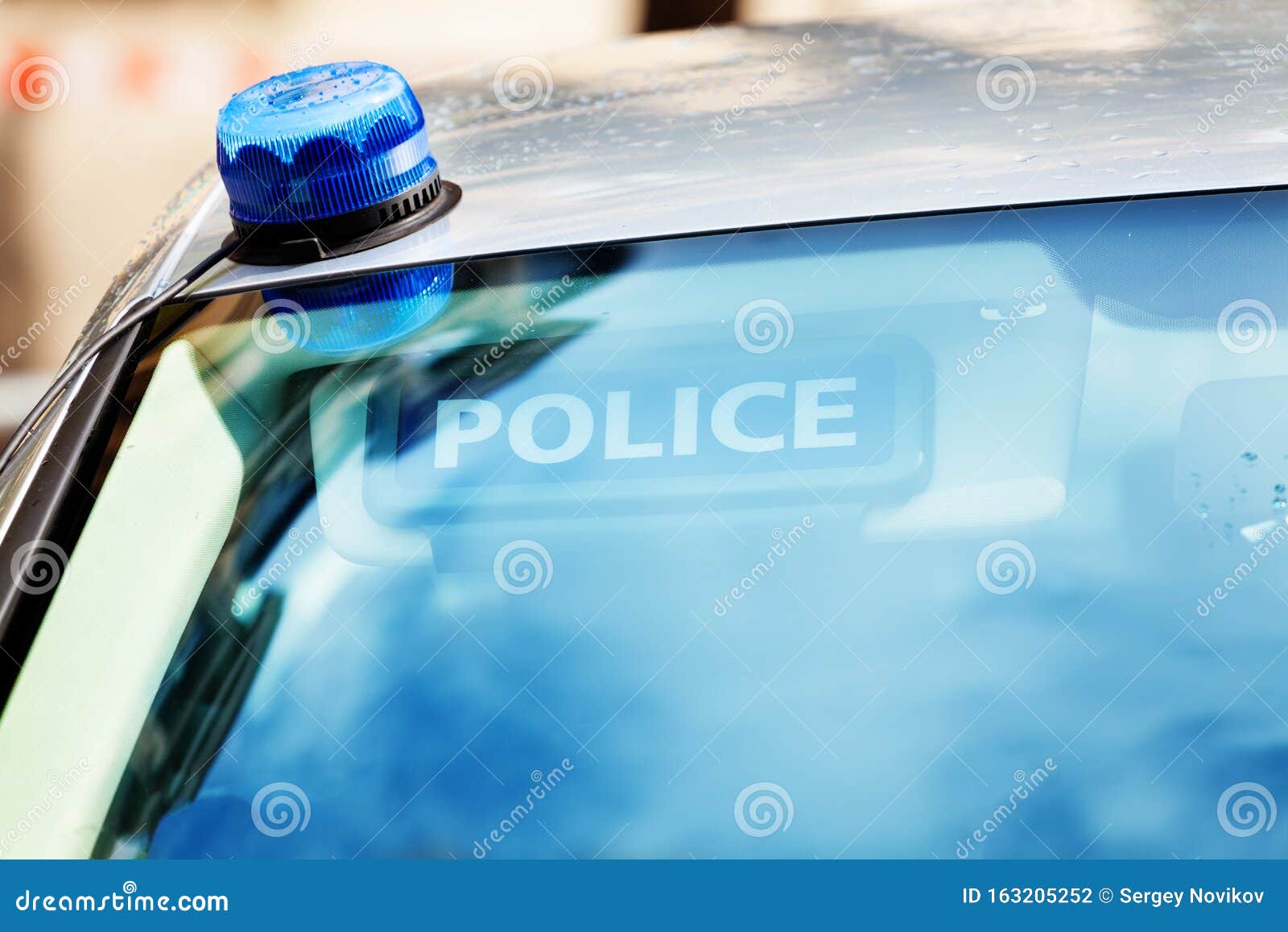 Sirène De Voiture De Police Avec La Bande De Frontière Image stock - Image  du véhicule, autorité: 91899427