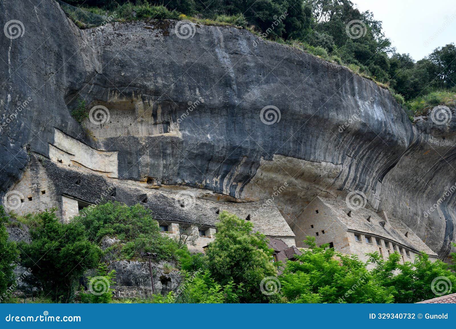 les eyzies-de-tayac-sireuil in new aquitaine, france